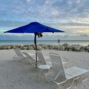 Leaward Isle Island Retreat Holiday home Key West